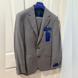 Giles & Jasper Ultra Motion Grey Modern Fit Wool 2 Pieces Suit/Size 40R-34W/ NWT